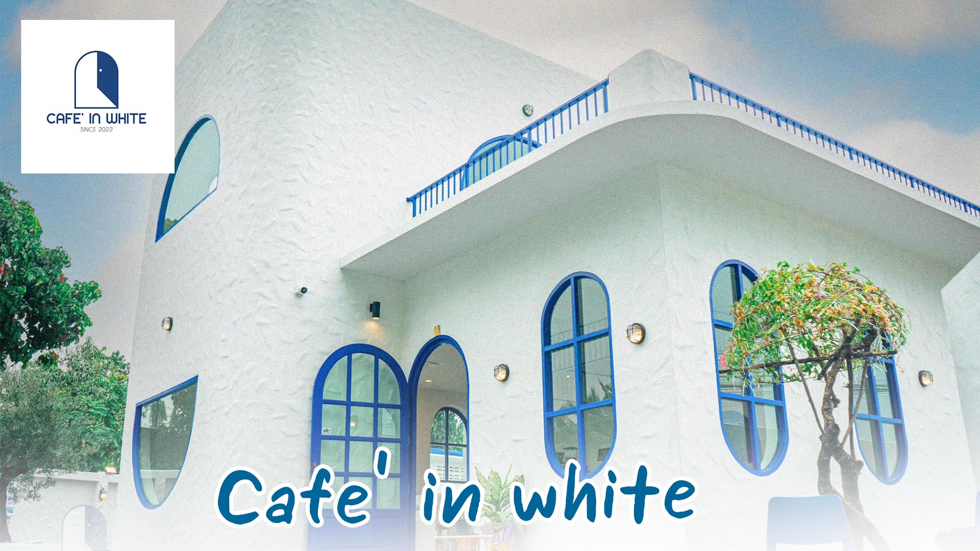 Cafe' in white